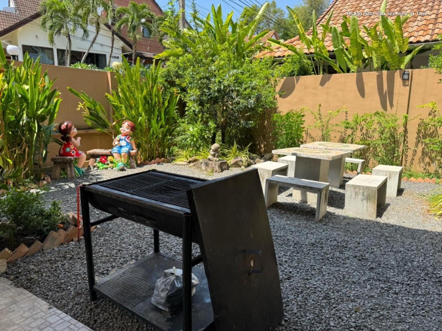 Alloggio in famiglia Cheeva Pool Phuket