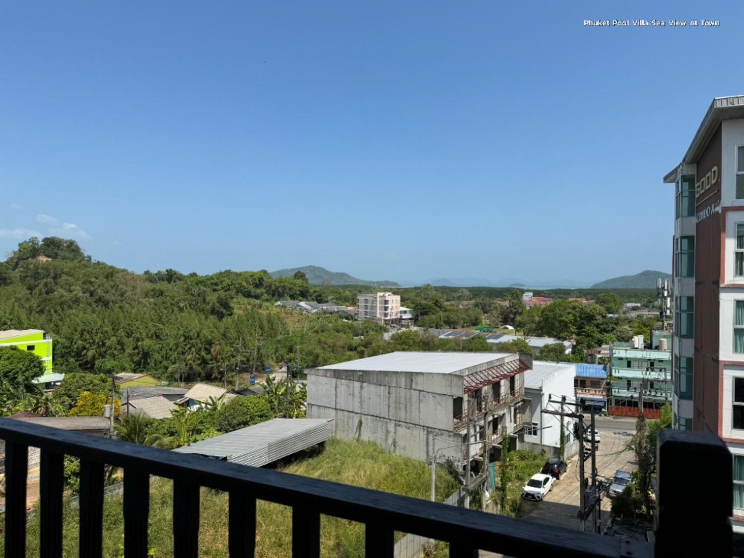 Cheeva Pool Alloggio in famiglia Phuket